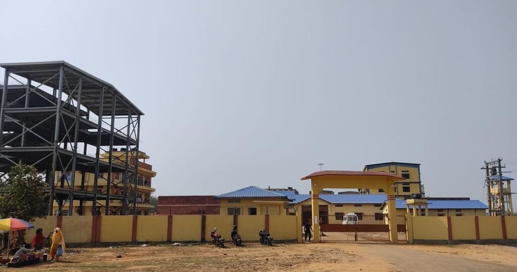 बंगाल में ‘डिटेक्ट, डिलीट, डिपोर्ट’ नीति के तहत बड़ा एक्शन: अवैध प्रवासियों के लिए हर जिले में बनेंगे ‘होल्डिंग सेंटर’, सरकार ने जारी किया आदेश