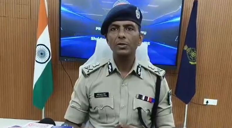 इंदौर में ‘स्मार्ट पुलिसिंग’ का नया दौर; अपराधियों को दबोचेगा AI बेस्ड ‘Prakhar’, जनता की मदद करेगा ‘Police Setu’ ऐप