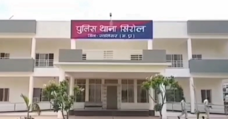 ग्वालियर की पत्रकार कॉलोनी में चोरों का आतंक, दो कारों के कांच फोड़े, बैटरी चोरी