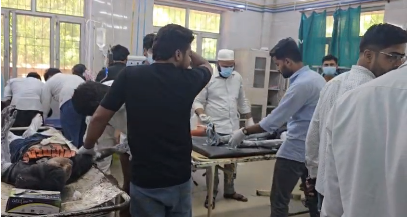 बिजनौर के जोधुवाला में बड़ा हादसा, जलती राख में गिरकर चार बच्चे झुलसे