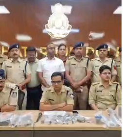 कोतवाली पुलिस का बड़ा खुलासा, अवैध हथियार फैक्ट्री पकड़ी, 4 आरोपी गिरफ्तार