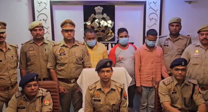 महराजगंज पुलिस का बड़ा एक्शन: एटीएम कार्ड बदलकर ठगी करने वाले गिरोह के दो सदस्य गिरफ्तार