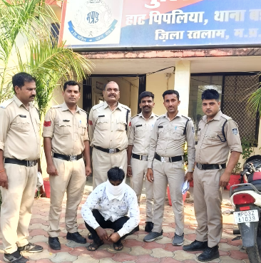 रतलाम: जिला बदर आरोपी गिरफ्तार, हाटपिपलिया पुलिस की बड़ी कार्रवाई