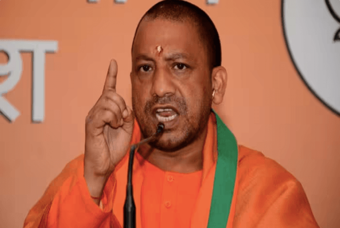 यूपी: पीएम मोदी पर अभद्र टिप्पणी कर फंसे सपा सांसद अजेंद्र लोधी, सीएम योगी बोले- ‘यह वैचारिक दिवालियापन’