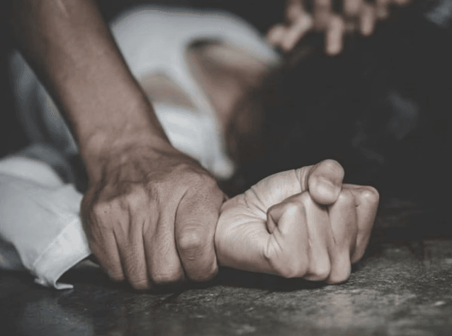 दिल्ली में फिर शर्मसार हुई इंसानियत: नांगलोई में चलती बस में महिला से गैंगरेप