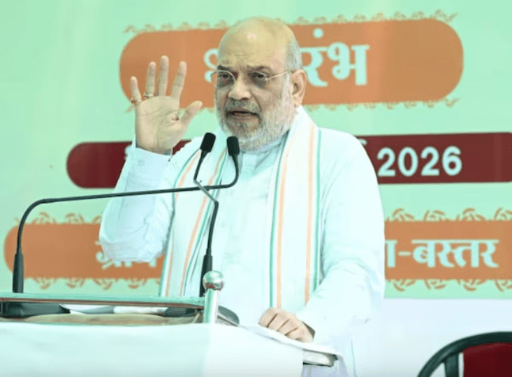 केंद्रीय गृहमंत्री अमित शाह छत्तीसगढ़ के बस्तर पहुंचे; शाह बोले – 31 मार्च 2026 तक देश से नक्सलवाद का पूरी तरह होगा खात्मा