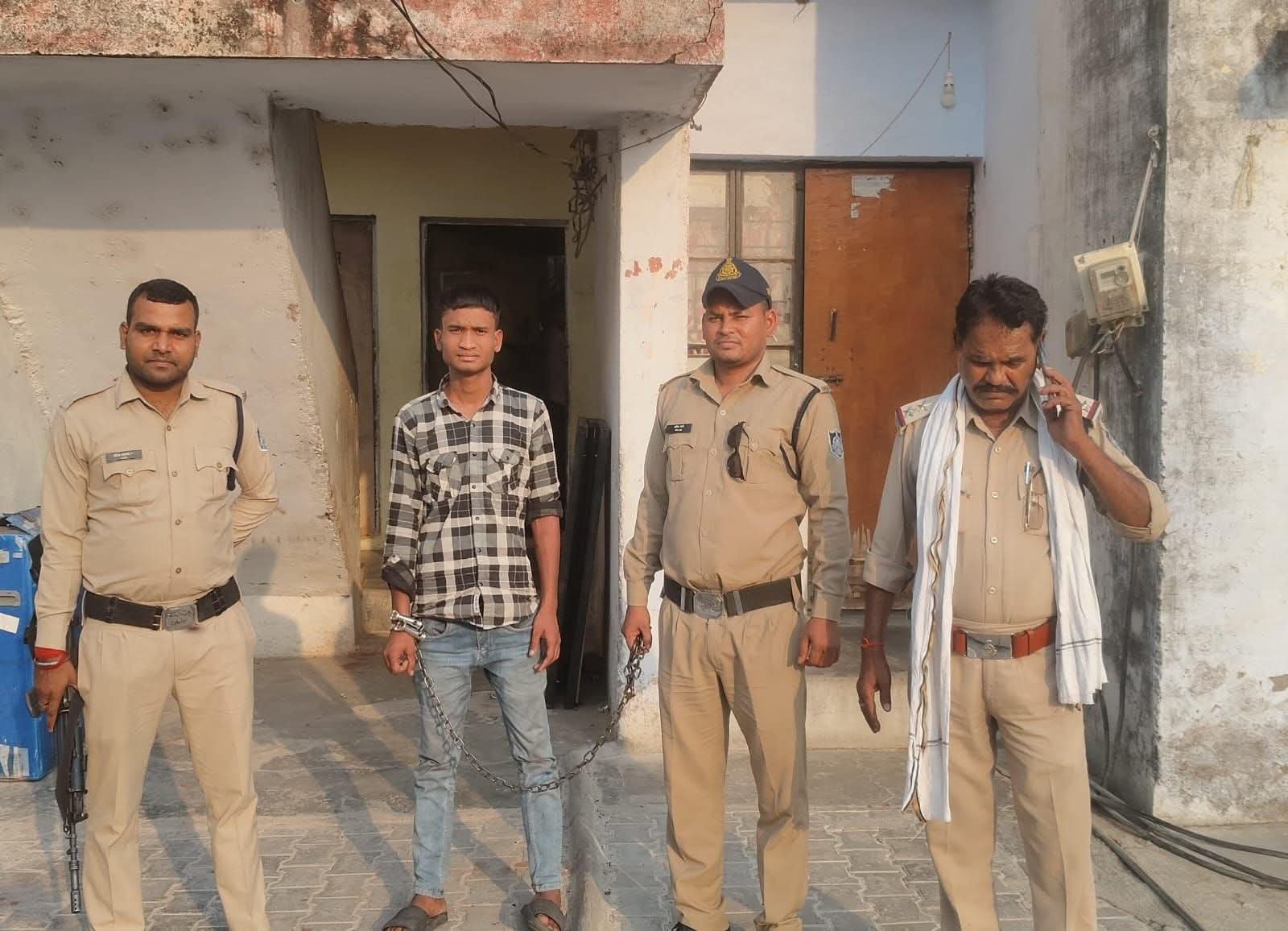 छतरपुर: महोबा रोड लूटकांड में बड़ी कार्रवाई, ₹3000 के इनामी पांचवें आरोपी को लवकुश नगर पुलिस ने दबोचा