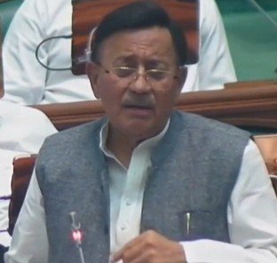 महिला आरक्षण पर अमरपाटन विधायक डॉ. राजेन्द्र सिंह का समर्थन, कहा– लोकतंत्र में जरूरी है महिलाओं की भागीदारी