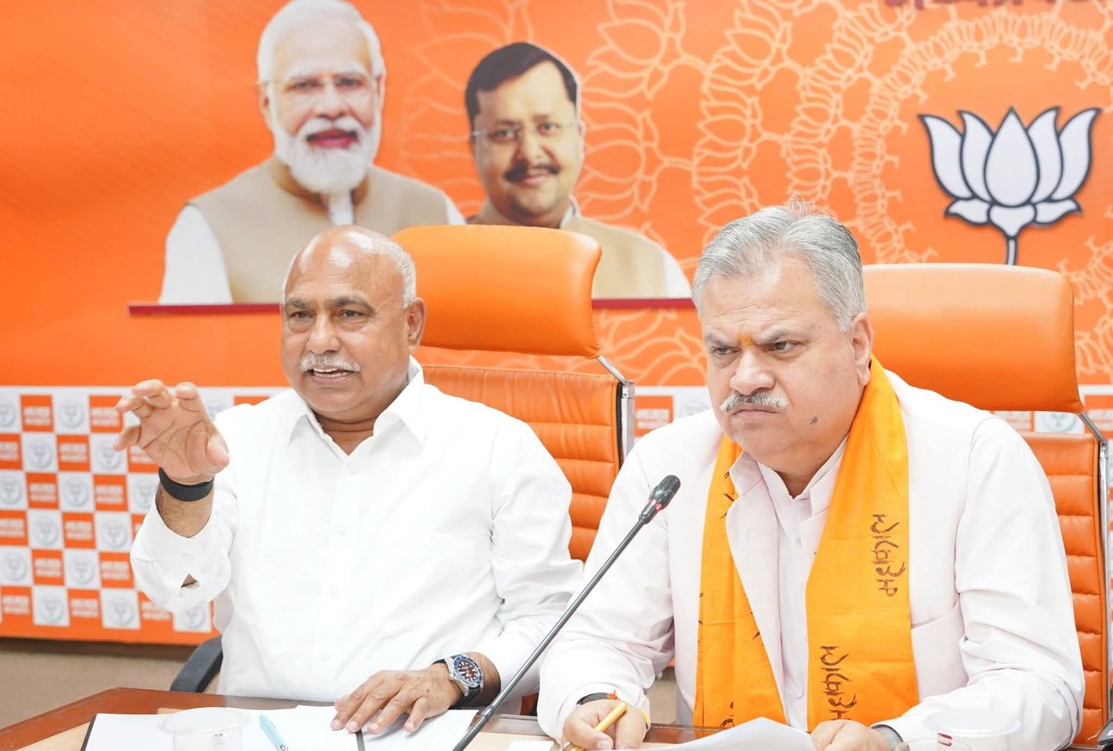 भोपाल: भाजपा प्रदेश कार्यालय में संभाग प्रभारियों संग संगठनात्मक समीक्षा बैठक