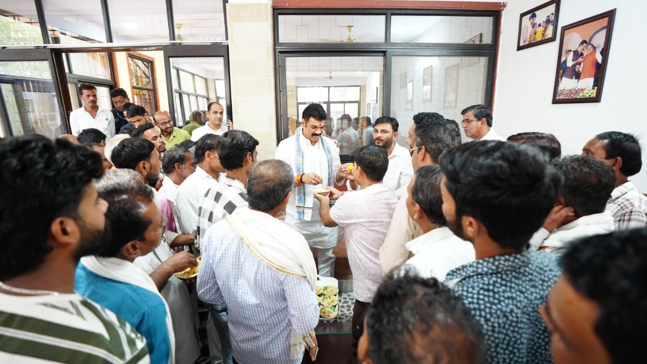 सागर में भाजपा की जीत पर मंत्री गोविंद सिंह राजपूत का जश्न, कार्यकर्ताओं संग मनाया उत्सव
