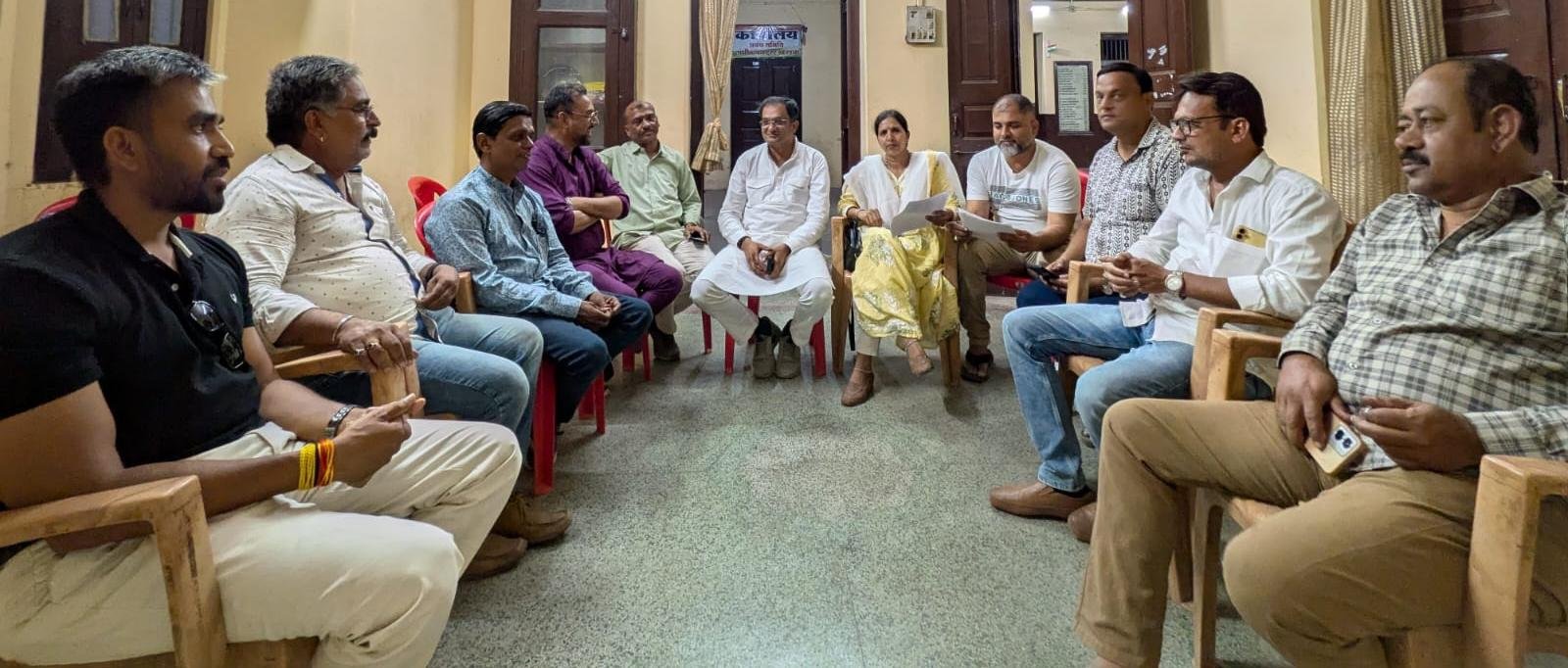संगठन की मजबूती पर जोर: खंडवा दौरे पर हरीश चौधरी, ब्लॉक और मंडलम अध्यक्षों से करेंगे सीधा संवाद