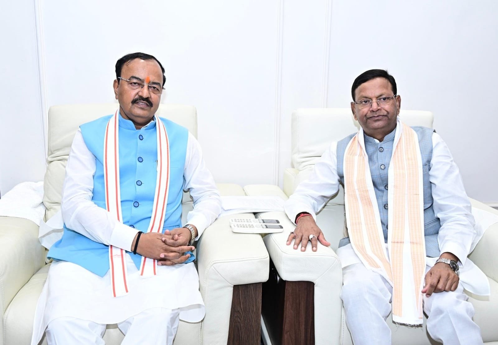 लखनऊ: बीजेपी प्रदेश अध्यक्ष पंकज चौधरी ने डिप्टी सीएम केशव मौर्य से की मुलाकात, जन्मदिन की दी बधाई