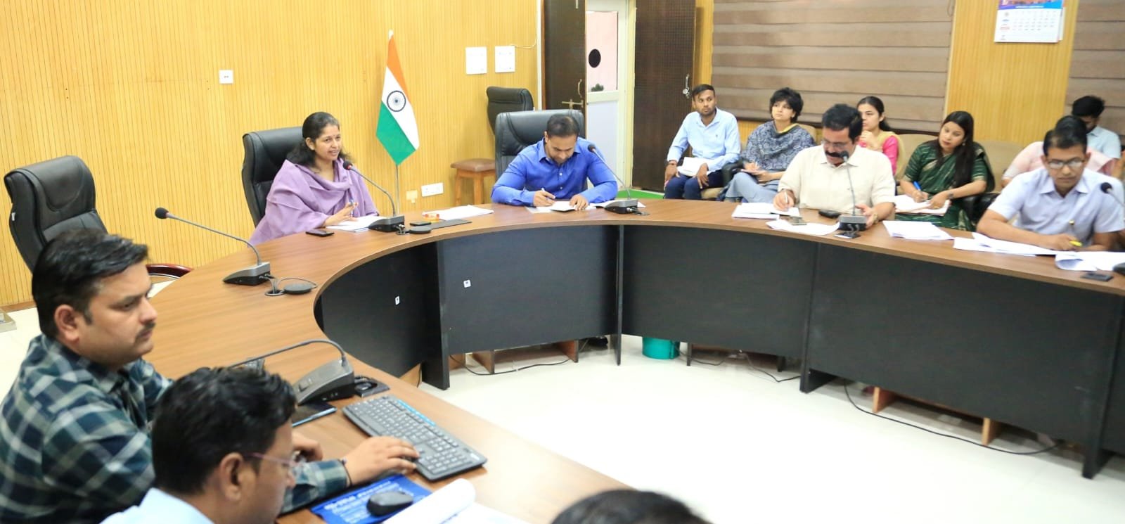 सागर में जनगणना कार्य की धीमी रफ्तार पर कलेक्टर सख्त, पांच अधिकारियों को कारण बताओ नोटिस