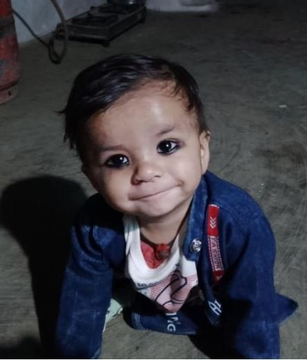 दमोह में दरिंदगी: 3 साल के मासूम की हत्या कर भूसे के ढेर में फेंका शव, गांव में पसरा सन्नाटा