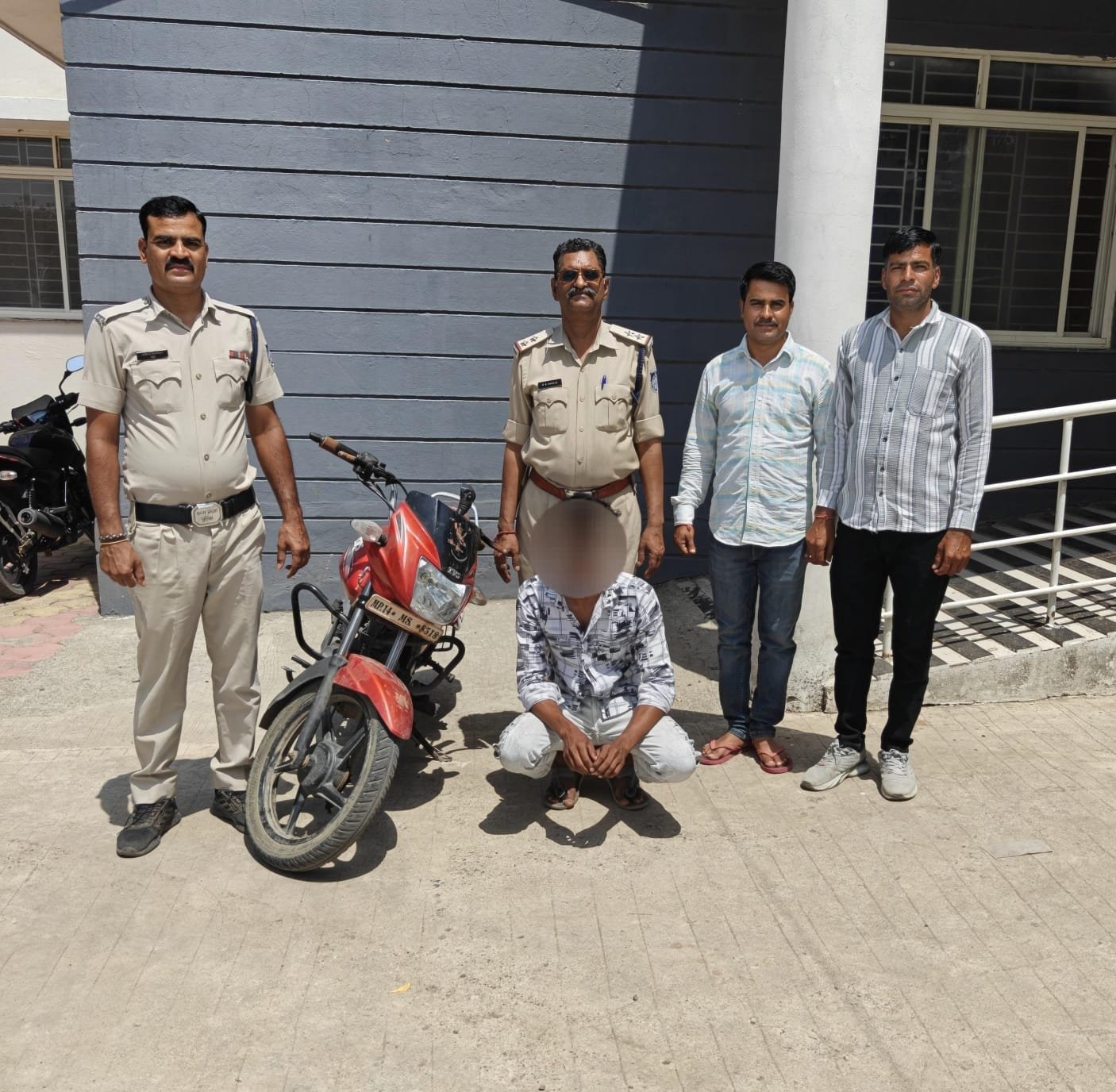 रतलाम में बरखेड़ा पुलिस की बड़ी कार्रवाई, 735 ग्राम अफीम के साथ दो आरोपी गिरफ्तार