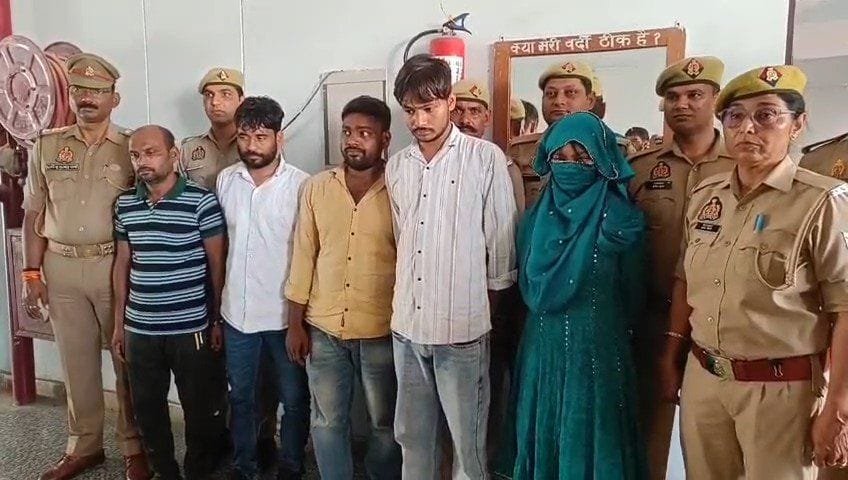 रामपुर: जमीन विवाद में दरोगा पर भाई को हनी ट्रैप में फंसाने का आरोप, महिला समेत 5 गिरफ्तार