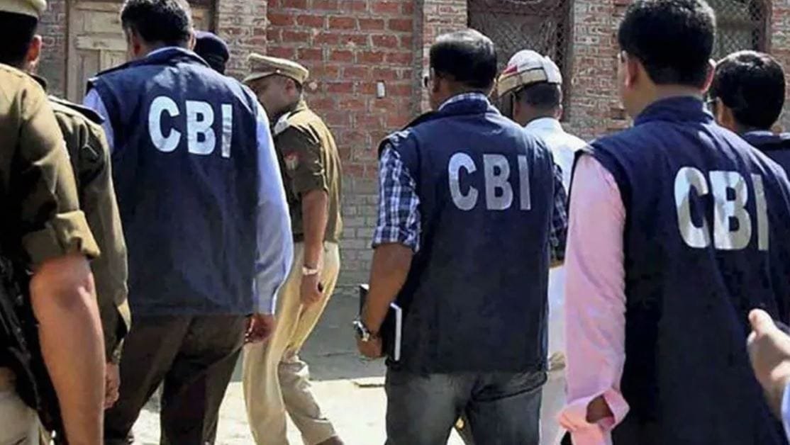 बलिया में CBI ने डाला डेरा; राज सिंह के सोशल मीडिया प्रोफाइल से लेकर बैंक खातों तक की जांच तेज, मां ने बेटे को बताया निर्दोष