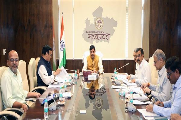 मध्यप्रदेश में खुलेंगे नए कॉलेज, डबल शिफ्ट में होगी पढ़ाई; रोजगारपरक शिक्षा और युवा वर्ष की तैयारी पर सीएम मोहन यादव का फोकस