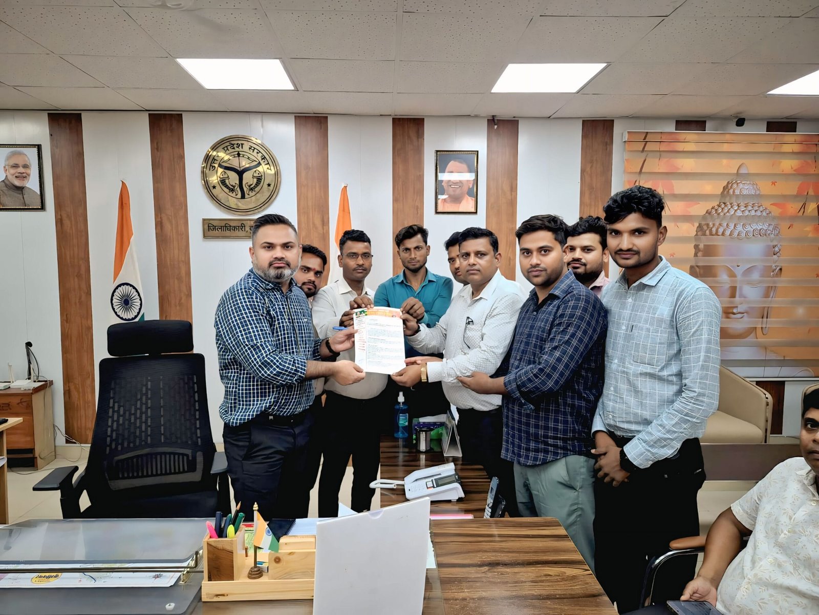 छितौनी नगर पंचायत में भ्रष्टाचार के आरोपों की गूंज: बीजेपी के ‘सभासद एकता परिषद’ ने खोला मोर्चा, जिलाधिकारी को सौंपा ज्ञापन