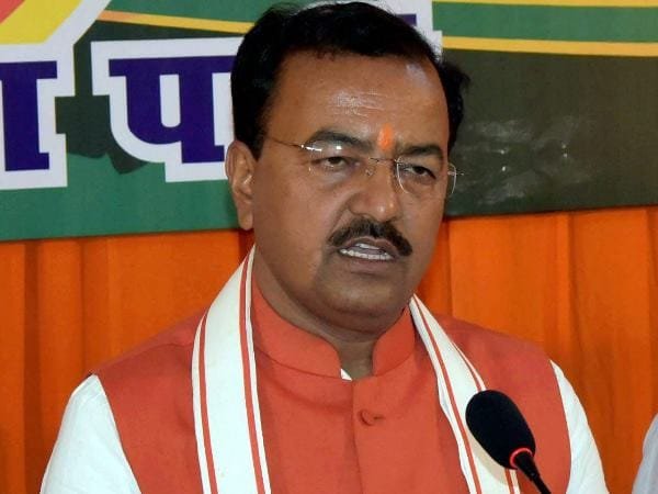 डिप्टी सीएम केशव प्रसाद मौर्य का विपक्ष पर तीखा हमला: बोले- ‘2047 तक सत्ता से बाहर रहेगा विपक्ष’, आगरा में अधिकारियों को दी कड़ी चेतावनी