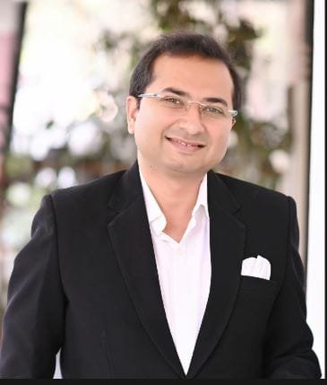 नौकरशाही की ‘लालफीताशाही’ में दफन होते मध्य प्रदेश के युवाओं के सपने: ब्रांड्स ग्रुप के चेयरमैन विवेक द्विवेदी का बड़ा बयान