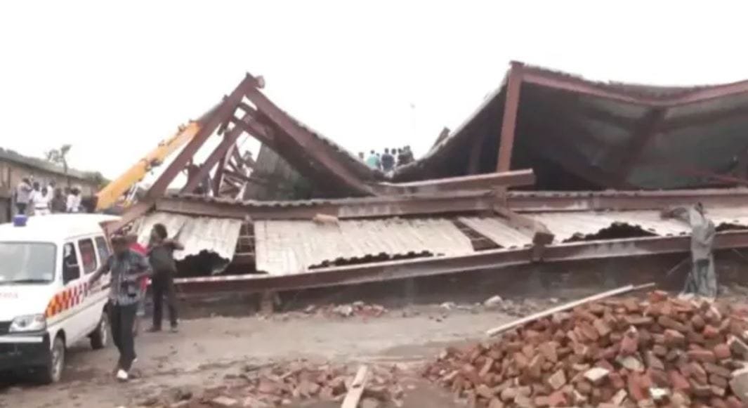 कोलकाता में निर्माणाधीन गोदाम ढहा, 5 मजदूरों की मौत; कई लोगों के फंसे होने की आशंका