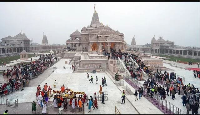अयोध्या में बढ़ी हलचल, चढ़ावा चोरी मामले की जांच के बीच सीएम योगी का दौरा