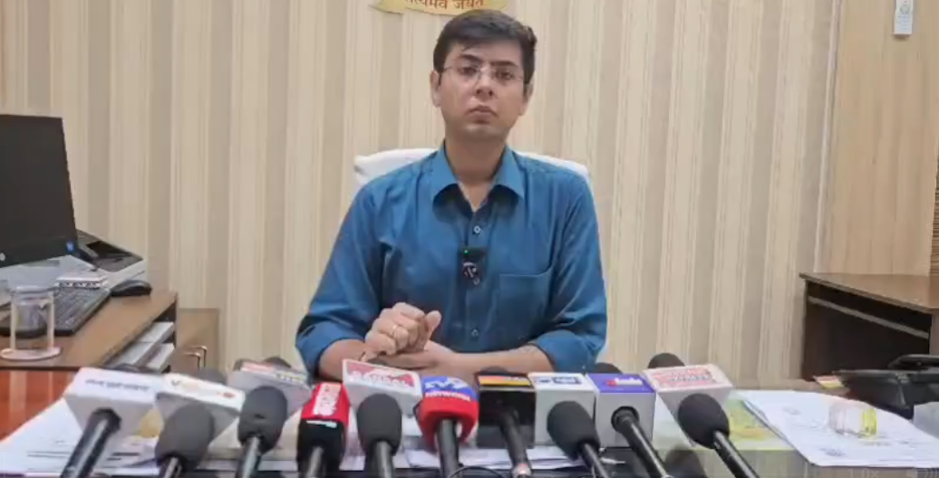 रीवा कलेक्ट्रेट के मोहन सभागार में रील बनाकर वीडियो वायरल, प्रशासन सख्त; जांच के आदेश जारी