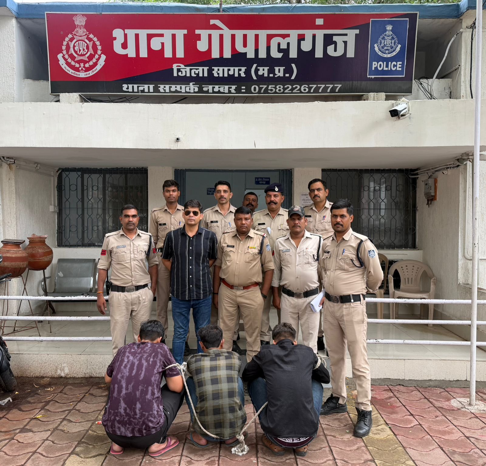 जेल से छूटते ही युवक का अपहरण, चाकू से हमला; गोपालगंज पुलिस ने 3 आरोपी दबोचे