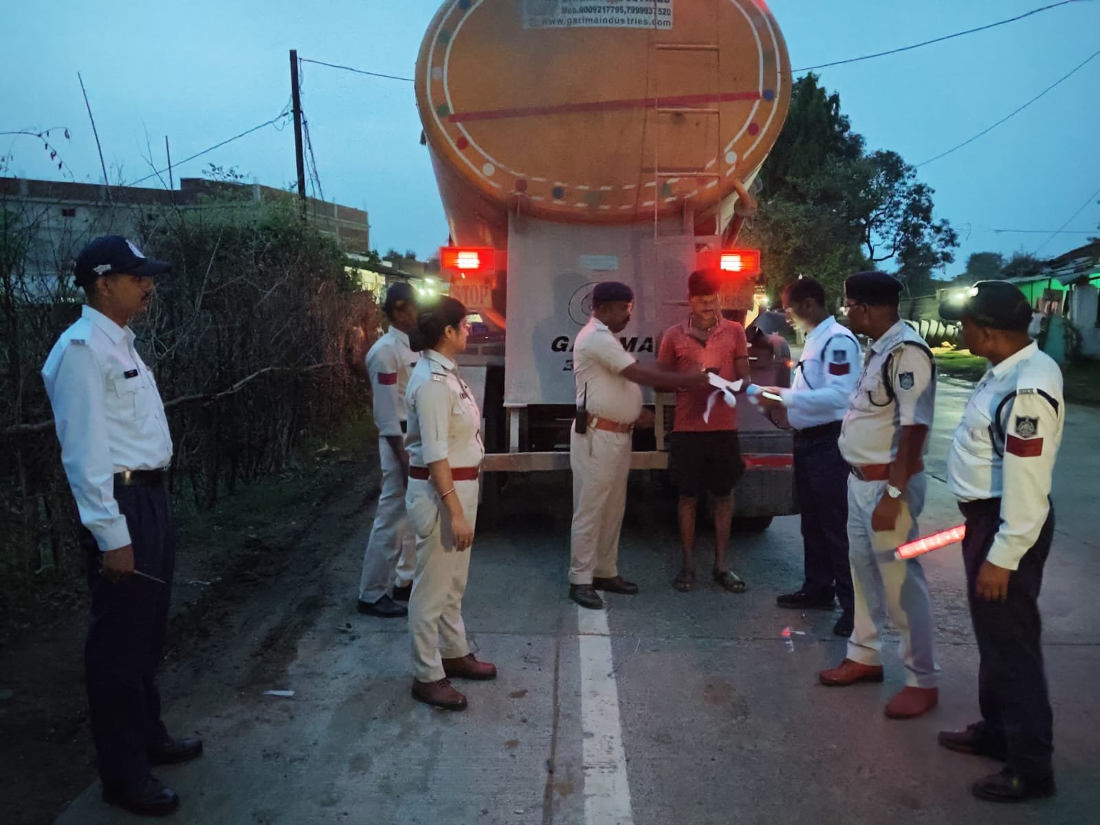 NH-43 हादसे के बाद हरकत में आया प्रशासन, उमरिया में चला सघन यातायात चेकिंग अभियान