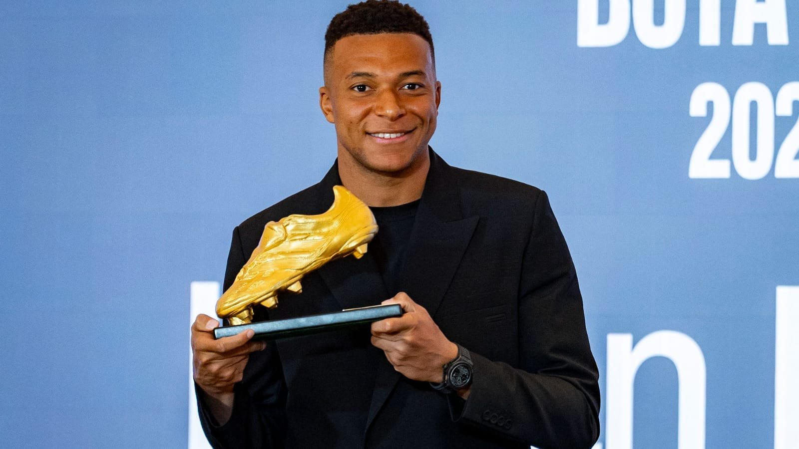 Kylian Mbappé लगातार तीसरा FIFA World Cup फाइनल खेलने से चूके, फिर भी गोल्डन बूट की रेस में बरकरार