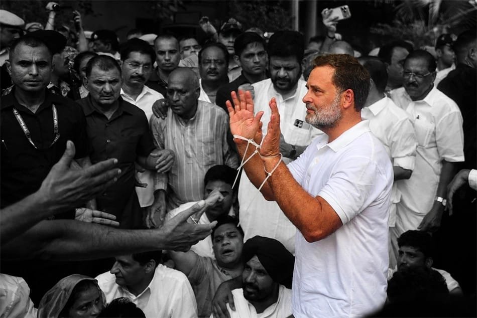राहुल गांधी के पीएम आवास प्रदर्शन पर विपक्ष में तकरार, AAP सांसद संजय सिंह ने कांग्रेस पर साधा निशाना
