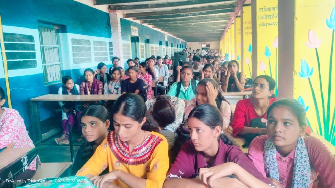 विद्यार्थियों को मिला करियर मार्गदर्शन: पीएम श्री विद्यालय में गुरु पूर्णिमा महोत्सव के बीच मनाई गई चंद्रशेखर आजाद की जयंती