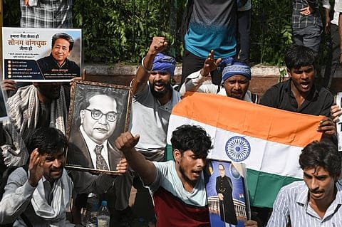धर्मेंद्र प्रधान के इस्तीफे पर भोपाल में जश्न, Gen Z युवाओं ने कहा- यह हमारी पहली जीत