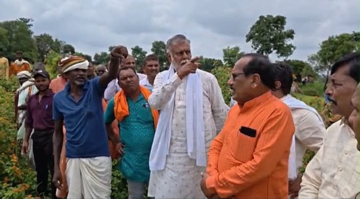 ‘हम तो हमेशा नमस्ते करने के लिए तैयार हैं’-टिकट कटने के सवाल पर मंत्री प्रहलाद सिंह पटेल