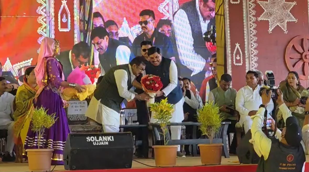 CM मोहन यादव का खंडवा को बड़ा तोहफा: 82 लाख किसानों के खातों में ₹3300 करोड़ ट्रांसफर,पुलिस बटालियन की घोषणा