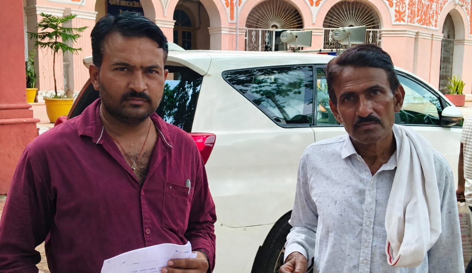 शिवपुरी: खरपतवारनाशक के छिड़काव के बाद 25 बीघा सोयाबीन फसल खराब होने का दावा, किसान ने कलेक्टर से की शिकायत