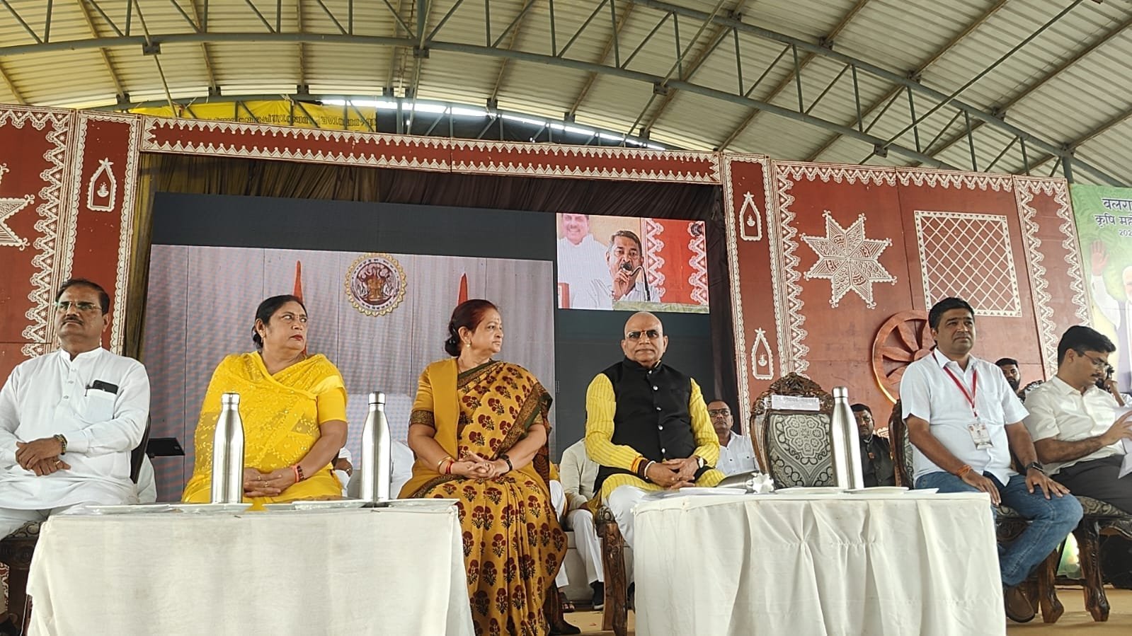 बुरहानपुर: किसानों को ₹107.72 करोड़ की राहत, मुख्यमंत्री ने एक क्लिक से भेजी राशि