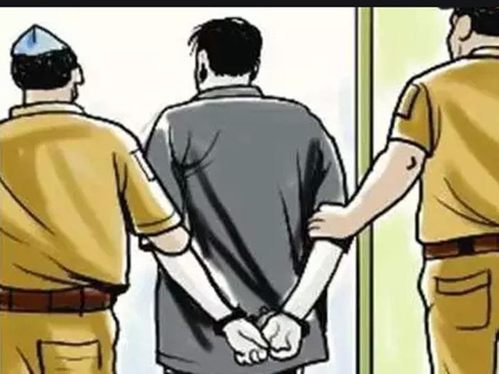गुना पुलिस की बड़ी सफलता: 15 साल से फरार इनामी स्थायी वारंटी गिरफ्तार