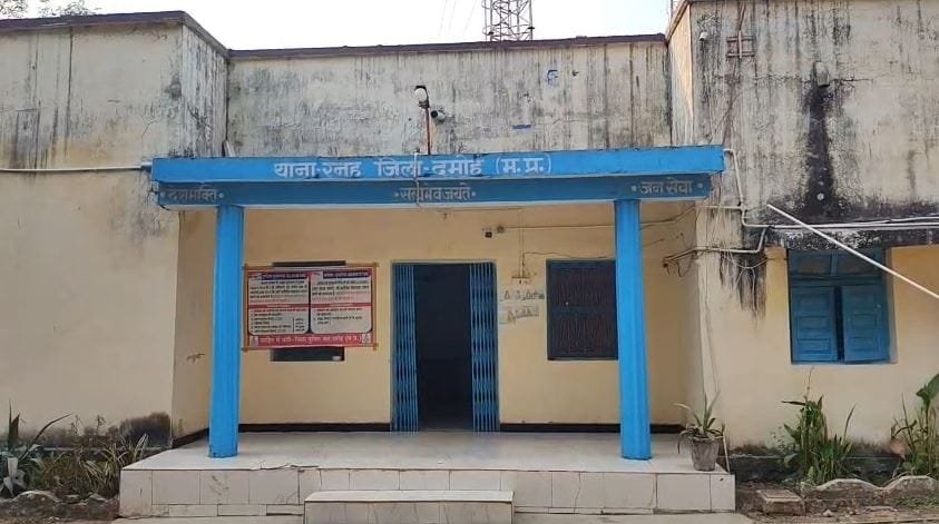 दमोह में पुलिस अभिरक्षा से आरोपी फरार, रनेह थाने से भागने पर मचा हड़कंप