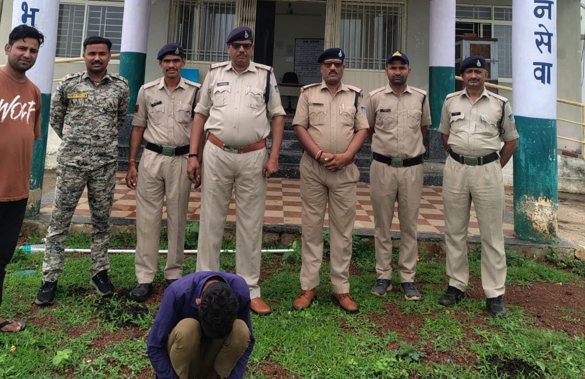 लुकवासा में इलाज के दौरान 8 वर्षीय मासूम की मौत, परिजनों ने कथित झोलाछाप चिकित्सक पर लगाया लापरवाही का आरोप