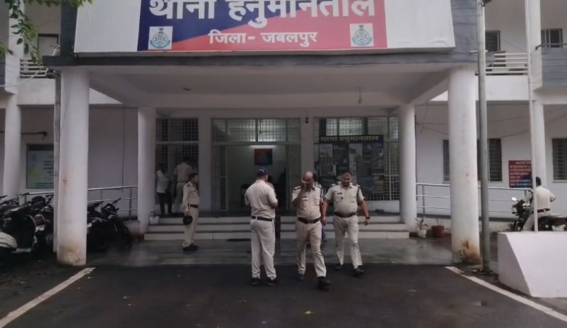जबलपुर में चाकू से हमला करने का फरार आरोपी गिरफ्तार, 4 हजार रुपये का था इनाम