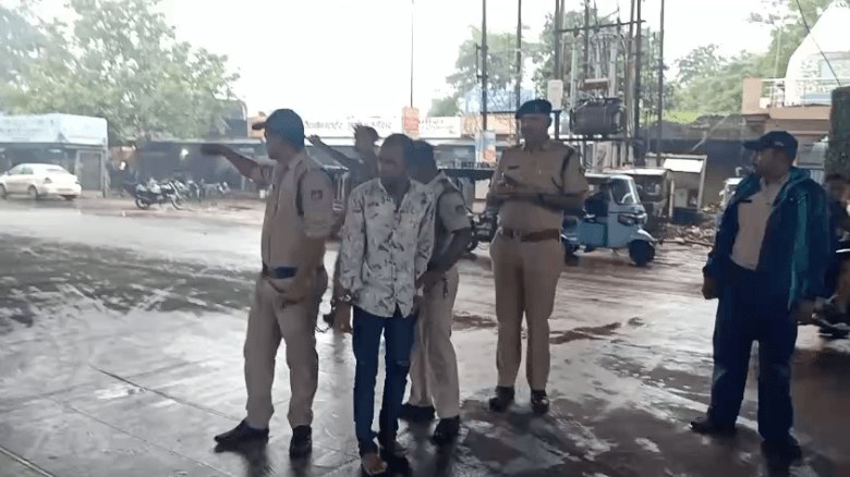 जबलपुर में बार एंड रेस्टोरेंट में महिला कर्मचारी की चाकू मारकर हत्या, आरोपी कर्मचारी गिरफ्तार