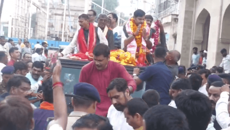 भाजपा के नवनियुक्त राष्ट्रीय मीडिया सहसंयोजक आशीष अग्रवाल का ग्वालियर में जोरदार स्वागत, कार्यकर्ताओं ने बरसाए फूल