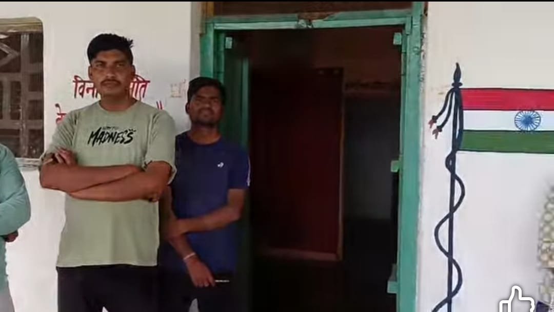 टीकमगढ़ में चोरों का आतंक, एक माह में तीसरी बड़ी चोरी; बिजली विभाग कार्यालय का ताला तोड़कर कंप्यूटर-प्रिंटर ले गए चोर