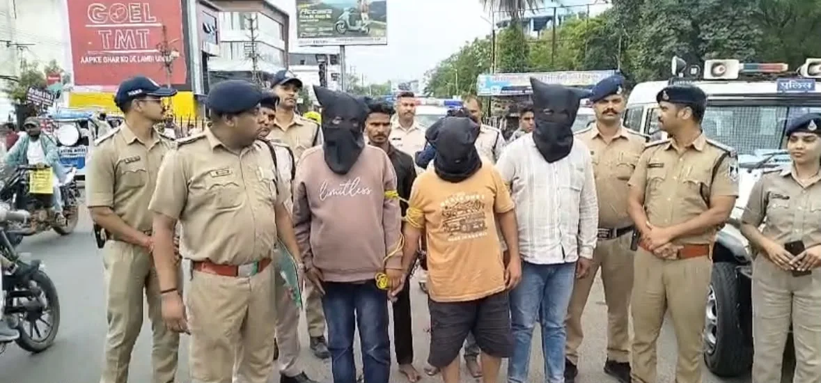 छिंदवाड़ा में कथित हनीट्रैप का खुलासा, अश्लील वीडियो से ब्लैकमेल कर 5 लाख मांगने का आरोप, 5 लोग गिरफ्तार
