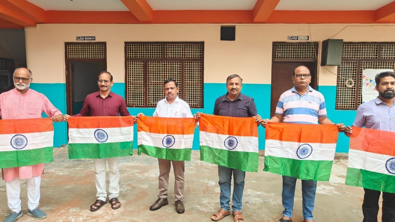 भिण्ड में ‘हर घर तिरंगा’ अभियान का भव्य शुभारंभ, तिरंगे के साथ विद्यार्थियों ने दिया देशभक्ति का संदेश
