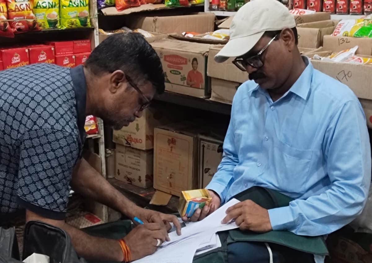 बुरहानपुर में खाद्य सुरक्षा विभाग की बड़ी कार्रवाई, 93 लीटर घी जब्त, दो ब्रांडों के सैंपल जांच के लिए भेजे