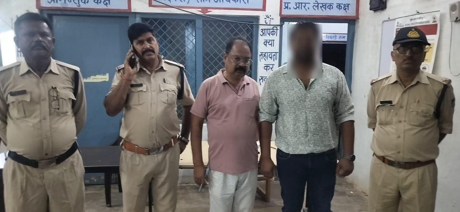 छतरपुर में 6 साल से फरार ₹3 हजार का इनामी आरोपी गुजरात से गिरफ्तार, फेसबुक पर महिला से अभद्र भाषा का किया था प्रयोग