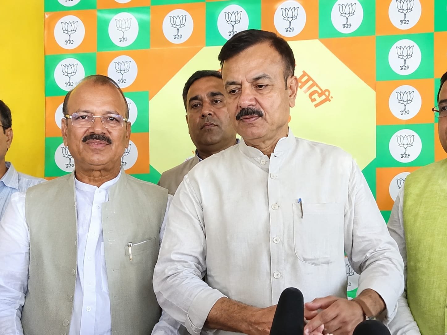 मध्य प्रदेश BJP में बैठकों से सियासी हलचल, राव उदय प्रताप ने अटकलें खारिज कीं